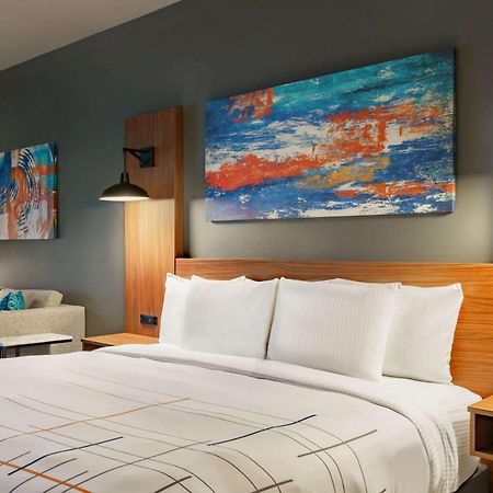 La Quinta Inn & Suites By Wyndham Springfield Luaran gambar