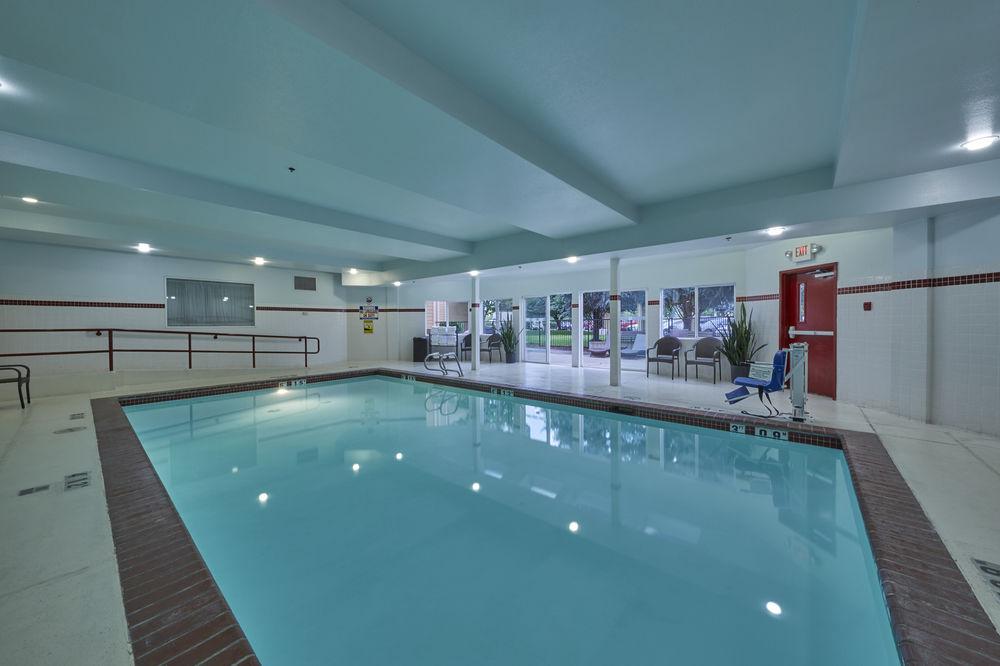 La Quinta Inn & Suites By Wyndham Springfield Luaran gambar