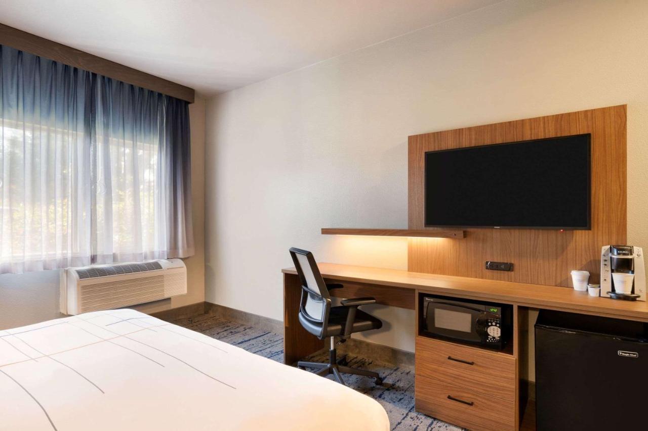 La Quinta Inn & Suites By Wyndham Springfield Luaran gambar