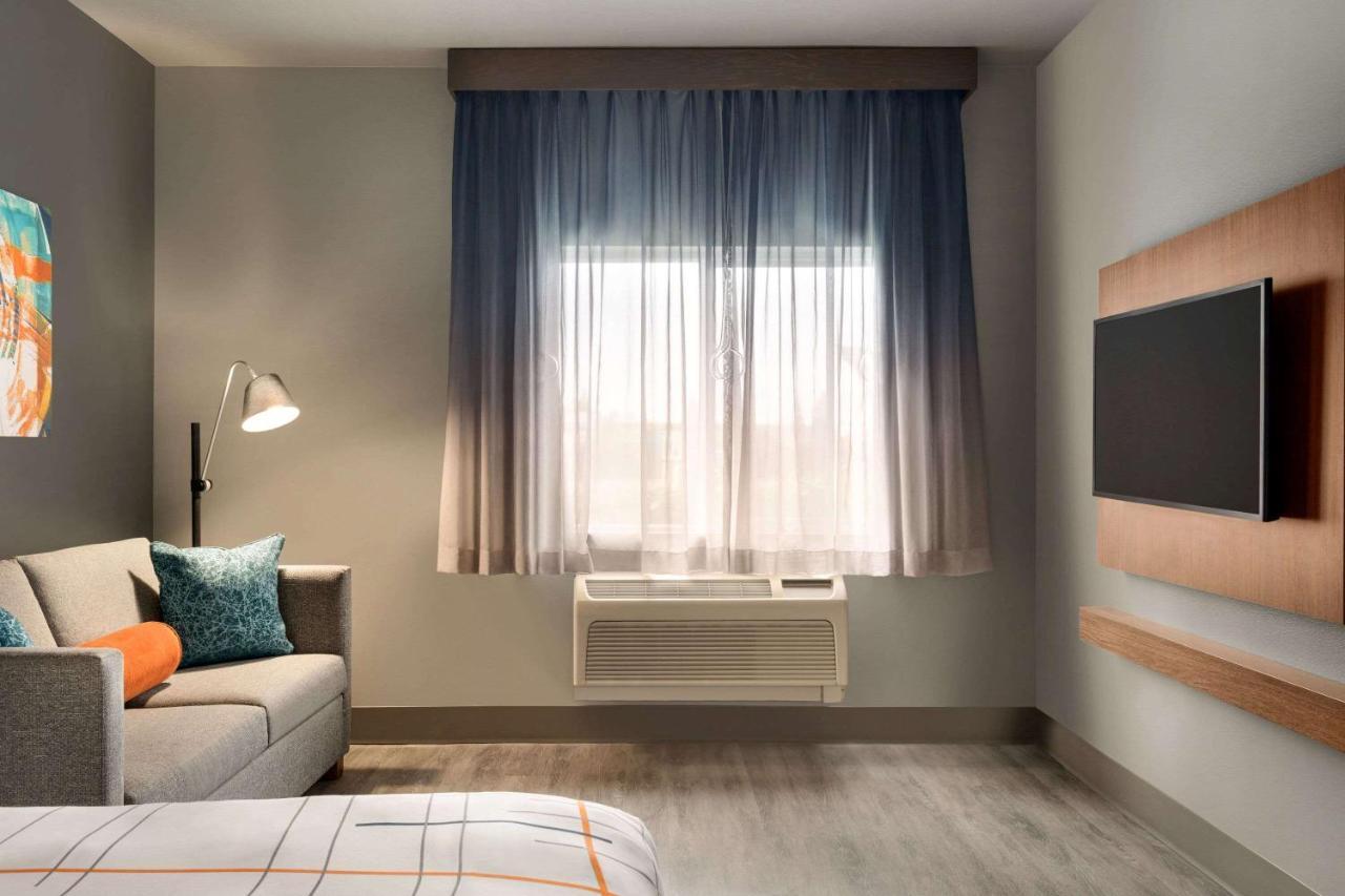 La Quinta Inn & Suites By Wyndham Springfield Luaran gambar