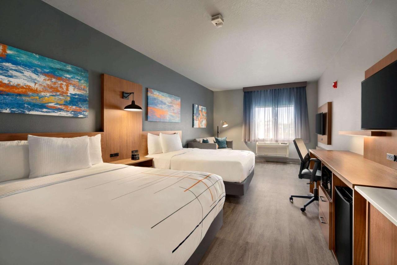 La Quinta Inn & Suites By Wyndham Springfield Luaran gambar