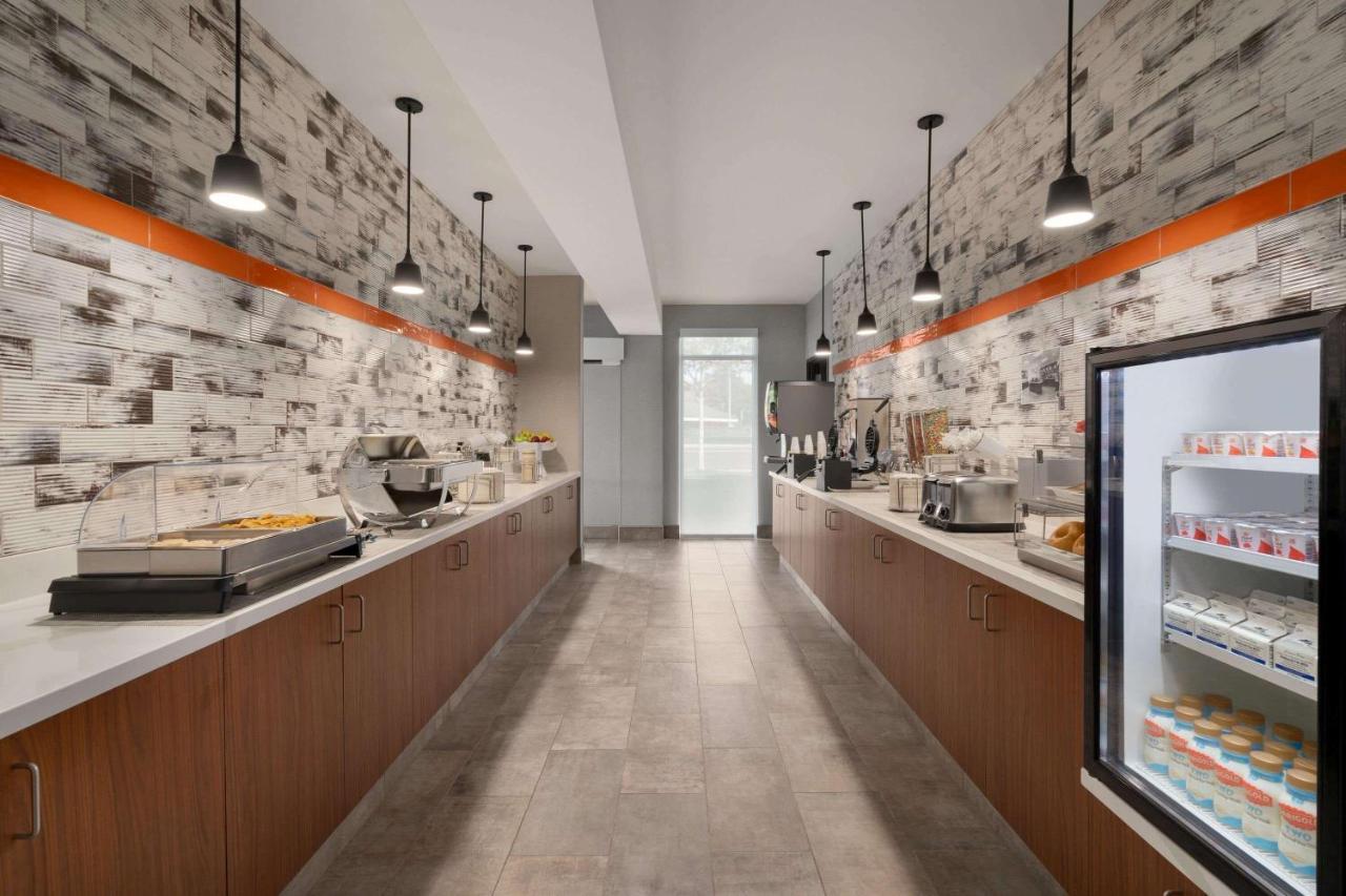 La Quinta Inn & Suites By Wyndham Springfield Luaran gambar