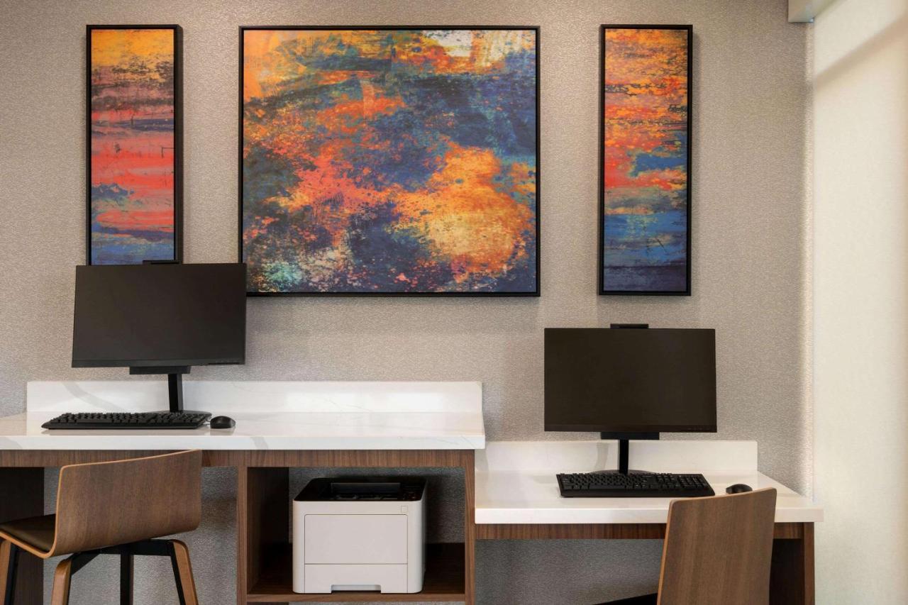 La Quinta Inn & Suites By Wyndham Springfield Luaran gambar