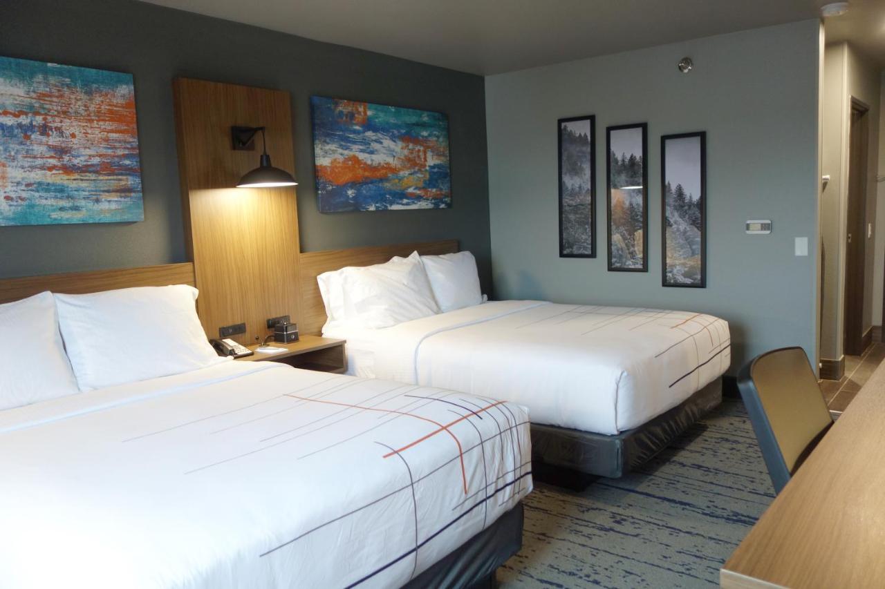 La Quinta Inn & Suites By Wyndham Springfield Luaran gambar